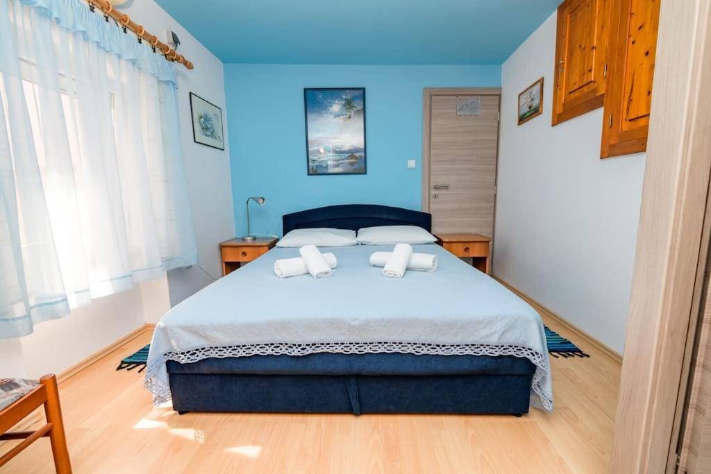 Bozena Apartment Mali Losinj Exterior photo